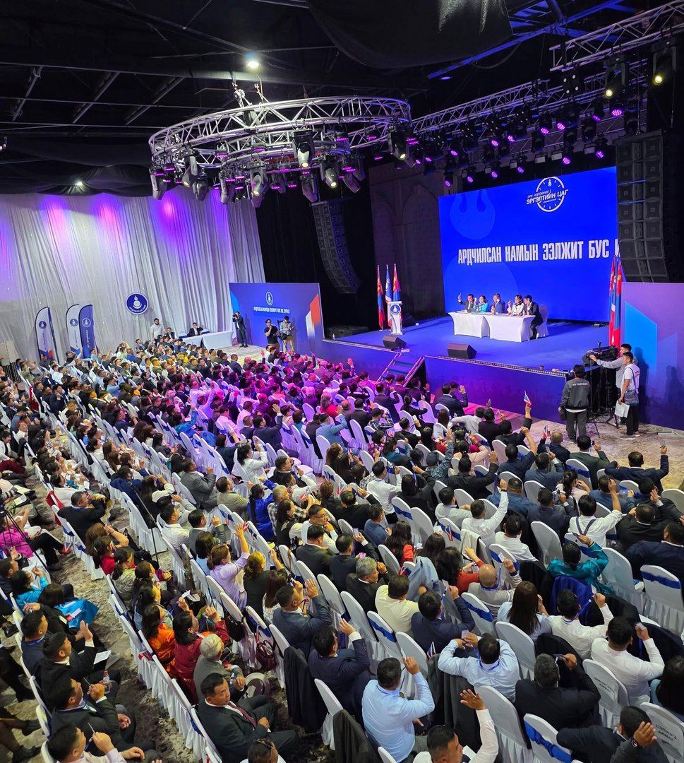 6cefa3e3b2914aecaf08131c06f537eb