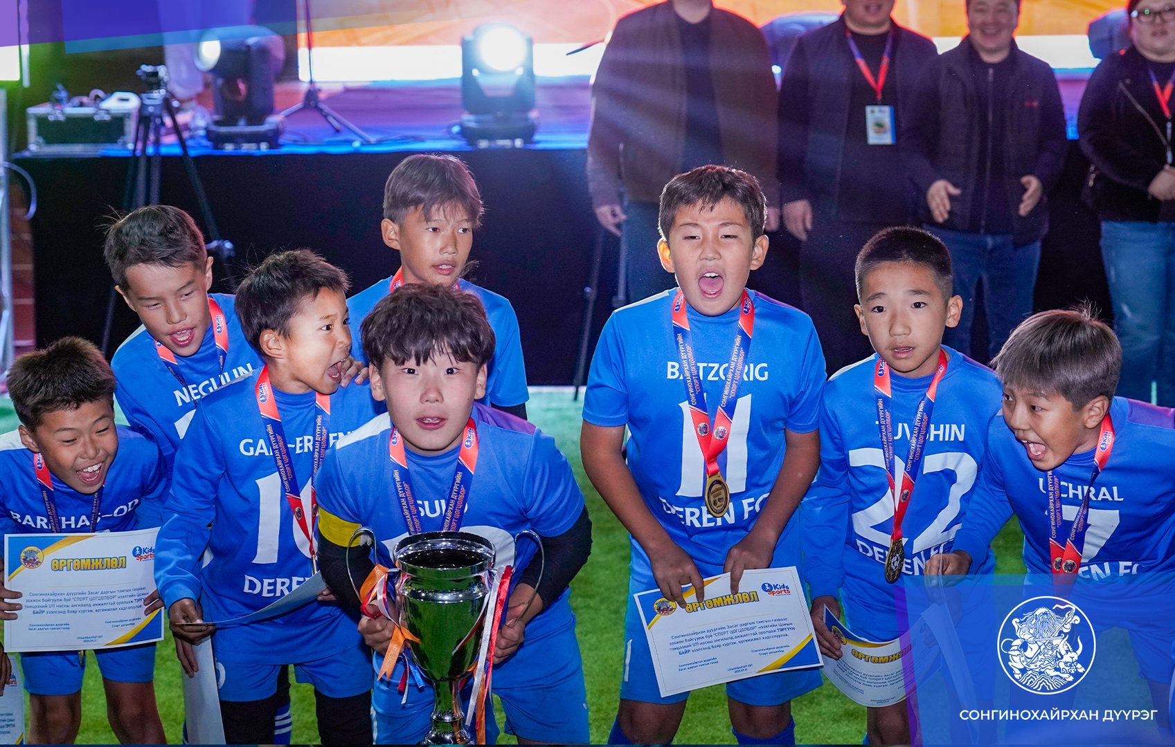 9624760a48d94b8cb92c26b96d4d6b51