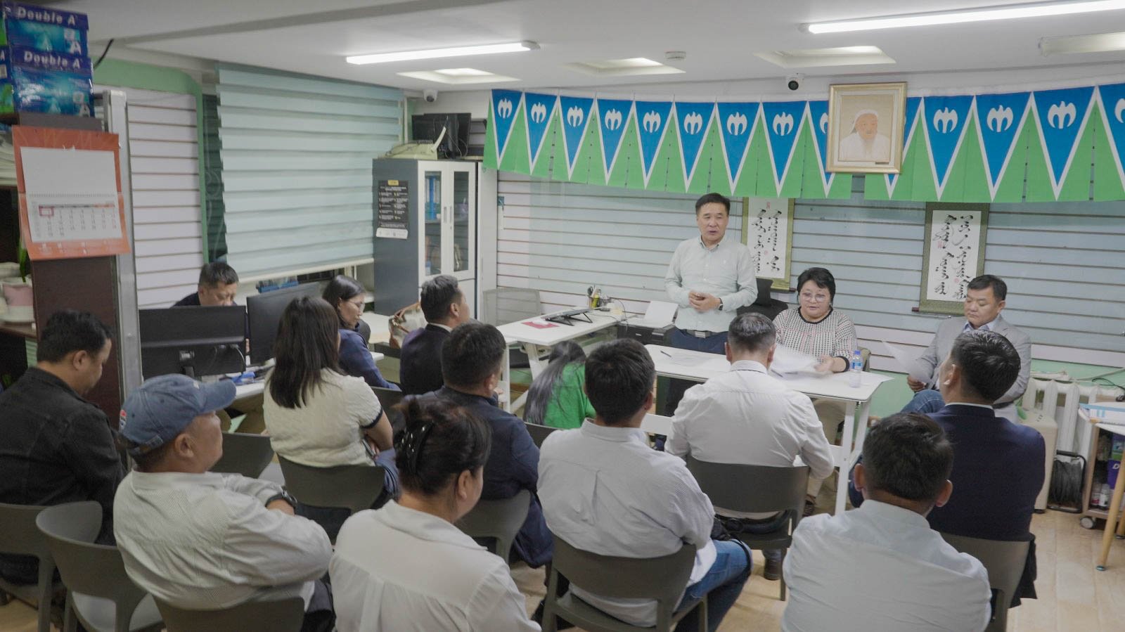 9eec0af57fba48568891d5ace0e141ee