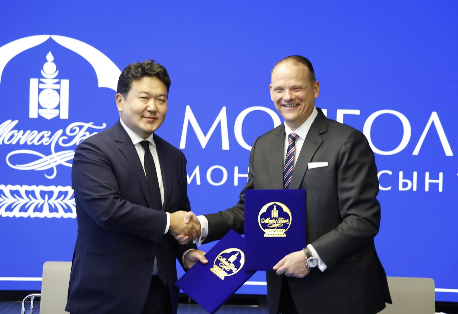 b43be1b0654b4139812c602235b9c44d