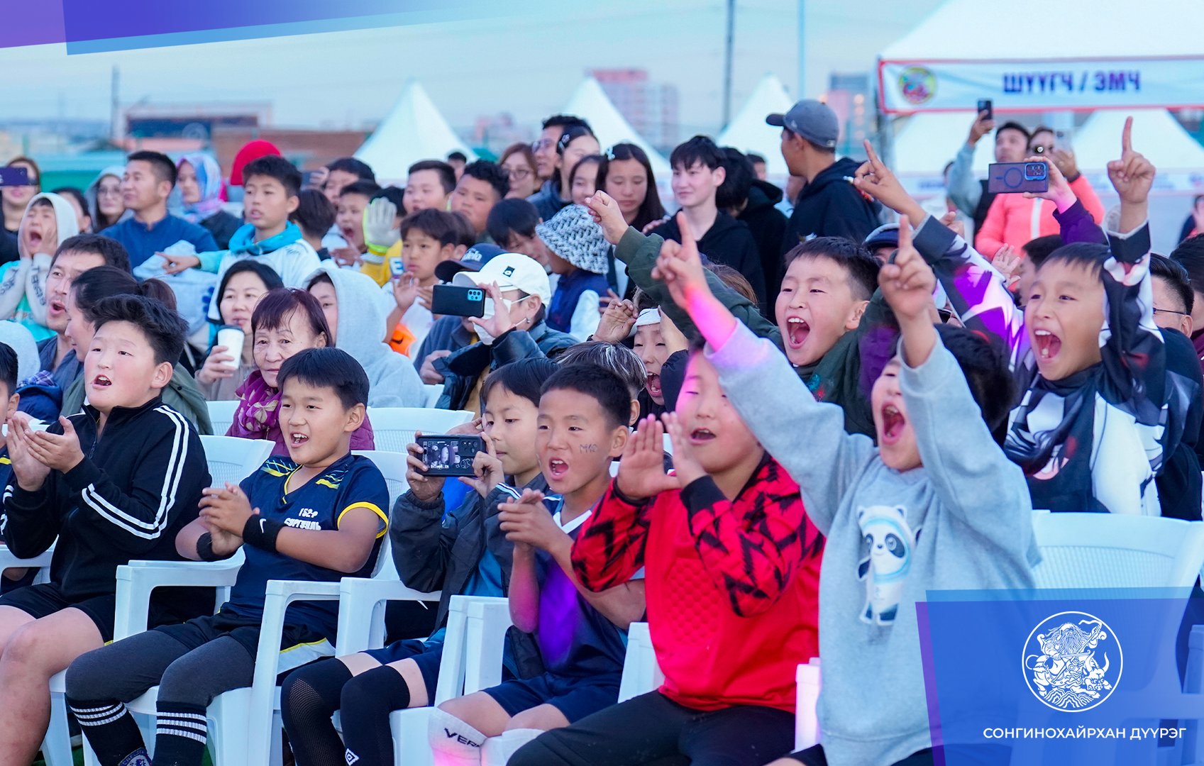 fb7d7593fdbb49eb9aea2211310edefb