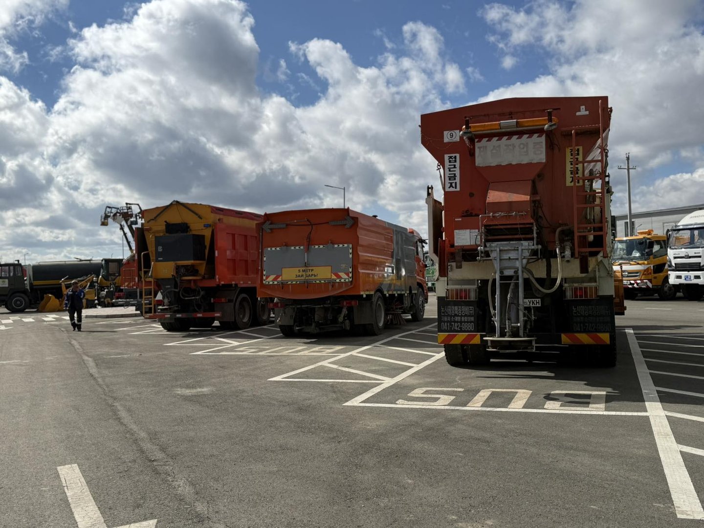 0fb3b07f88f84fa69fe1f54040249a33