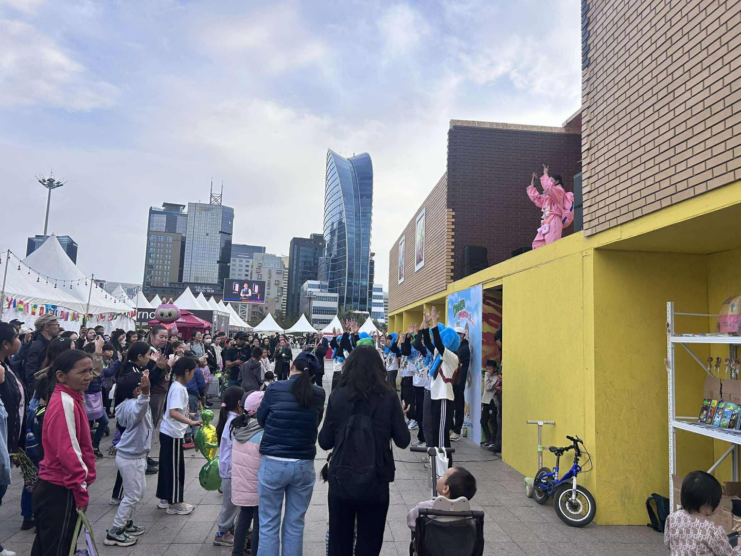 145e703942514f57a6496a5cb9d64e62