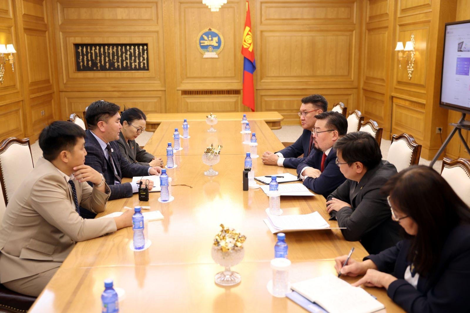 3d897fdc7e984fa5ab940bdf30e91374