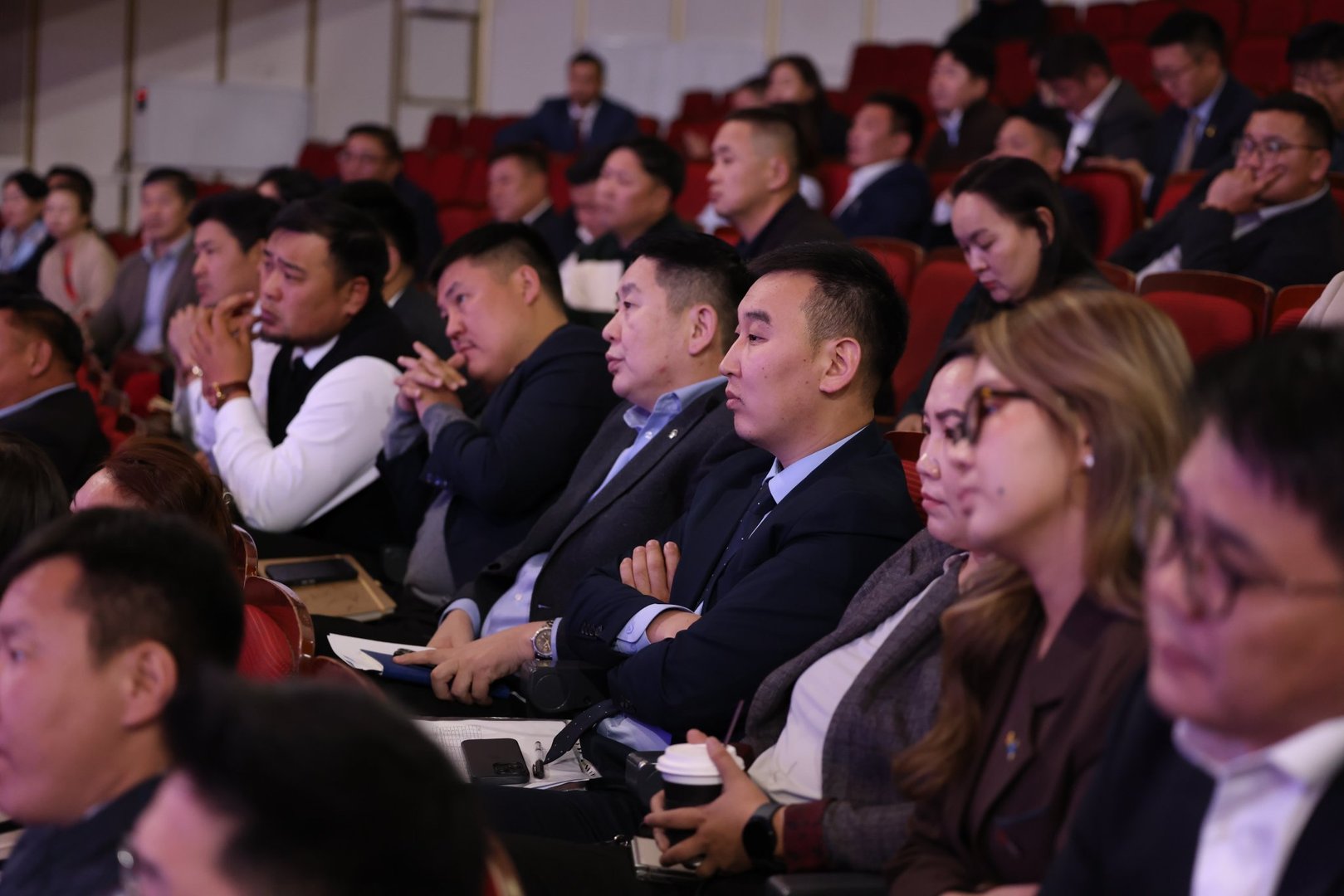 ca210327ed754651bae3c0656935e71e