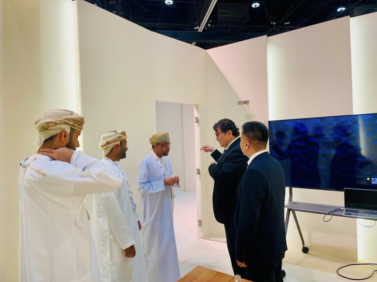 cc5df340c5124f209001ee3a933e9c12