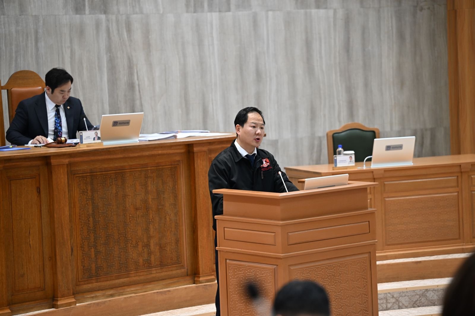 df73c168af5f48a3aeb8f7e9bf901840