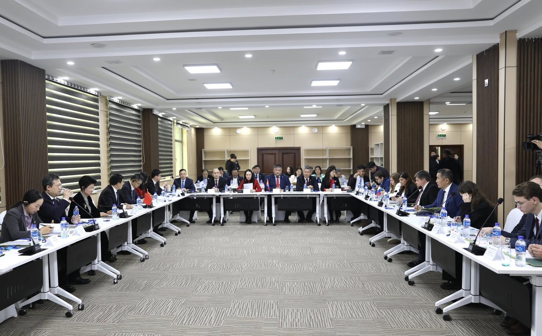 5aec9b0bca1143ab98e5c209a9fa11f0