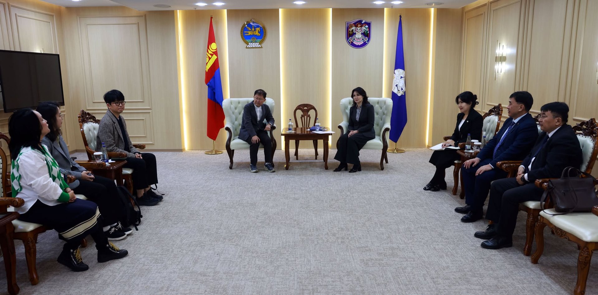 818dcb60f3774773977ded4744129f16