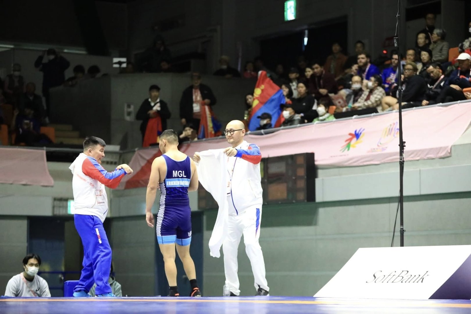 9192a906401b428ebc2cc43d75ae155e