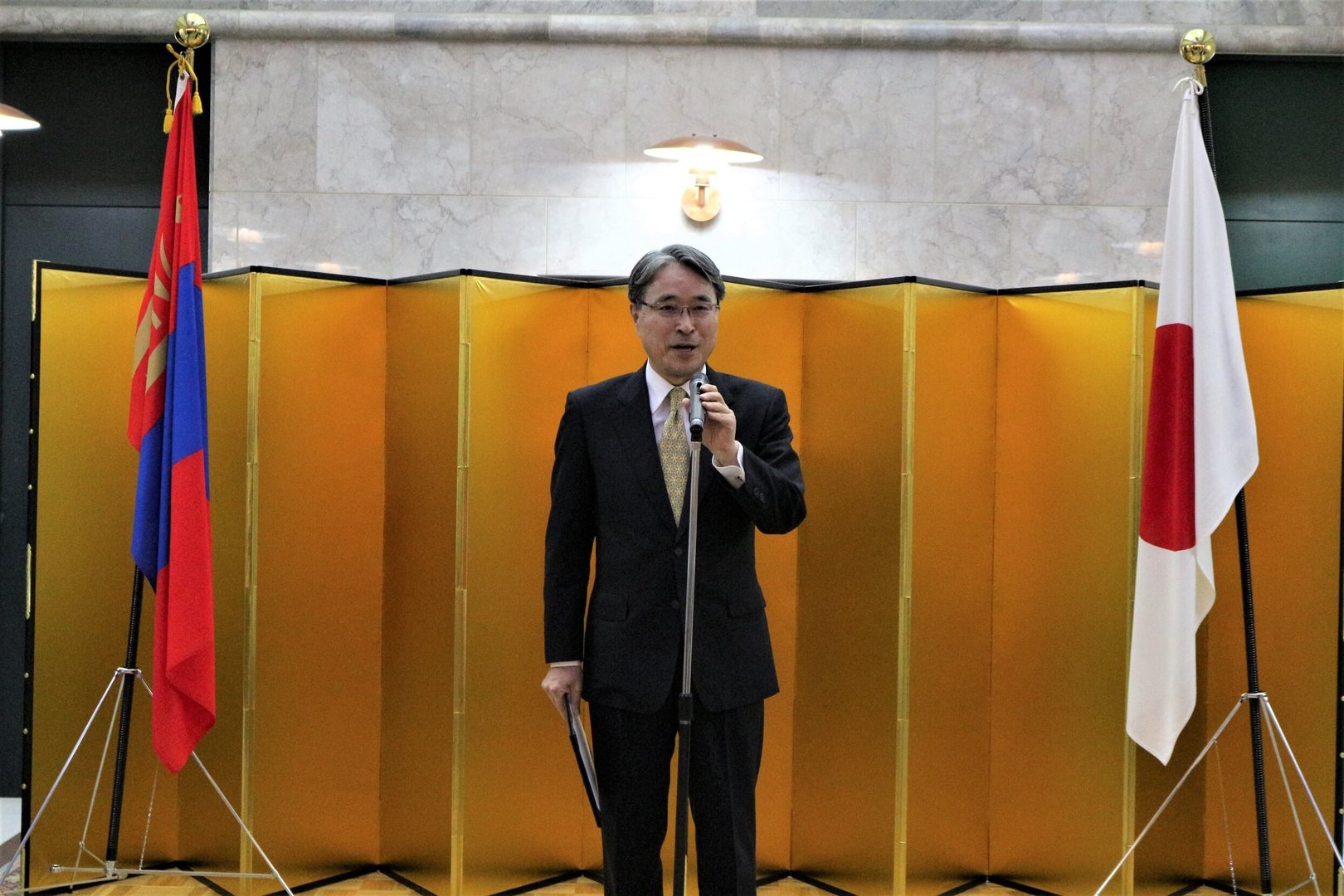 be7b3c01ca31460aa2066b9011daf2fb