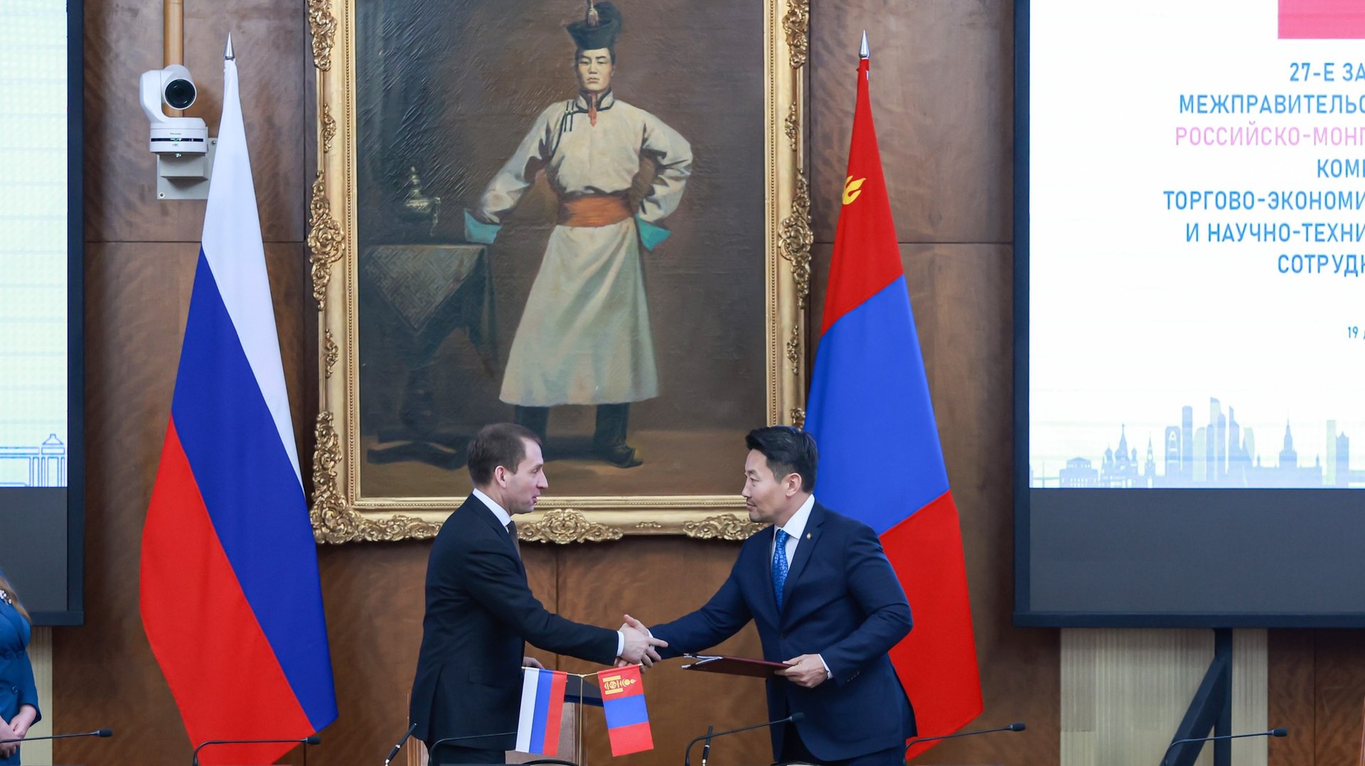 3ac8f55392cb41369de9be71bc72f731