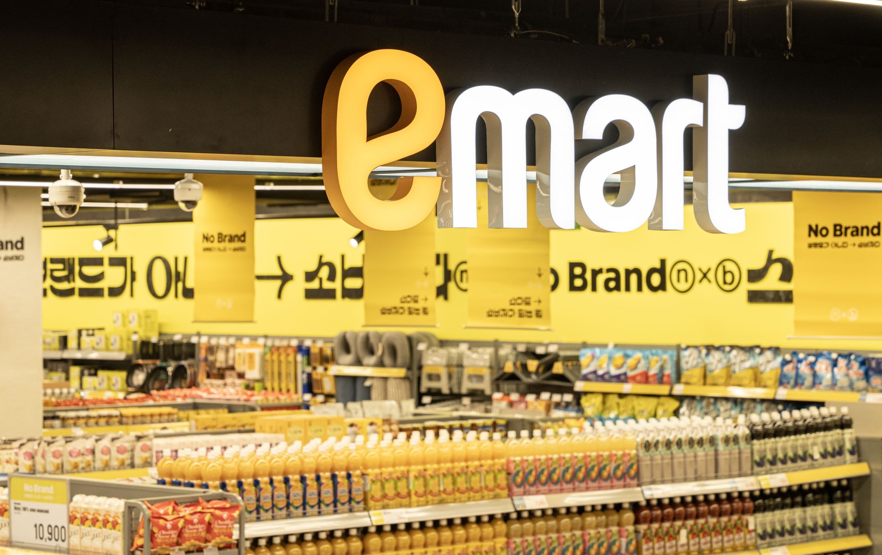 8fd9fa857cb14106bf792755d798d8c9