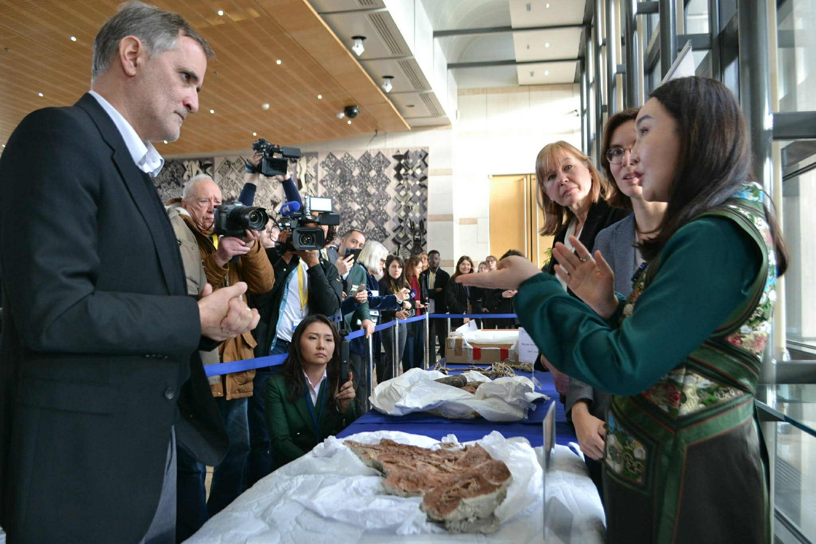 93dbb2b9a890497b8bfec37f7e0c92c6