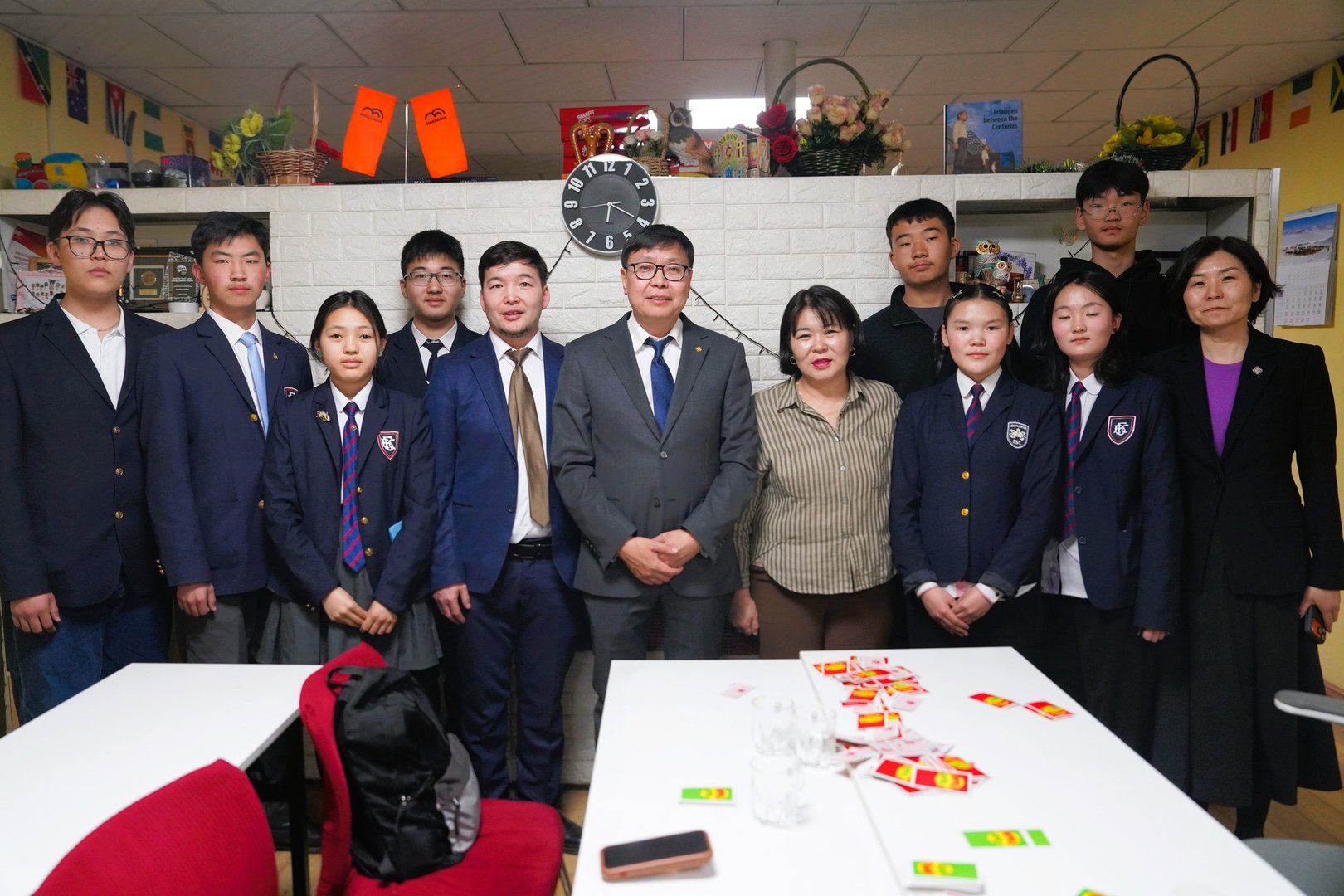 966d86b6f23f40b1b555eba53e4728be