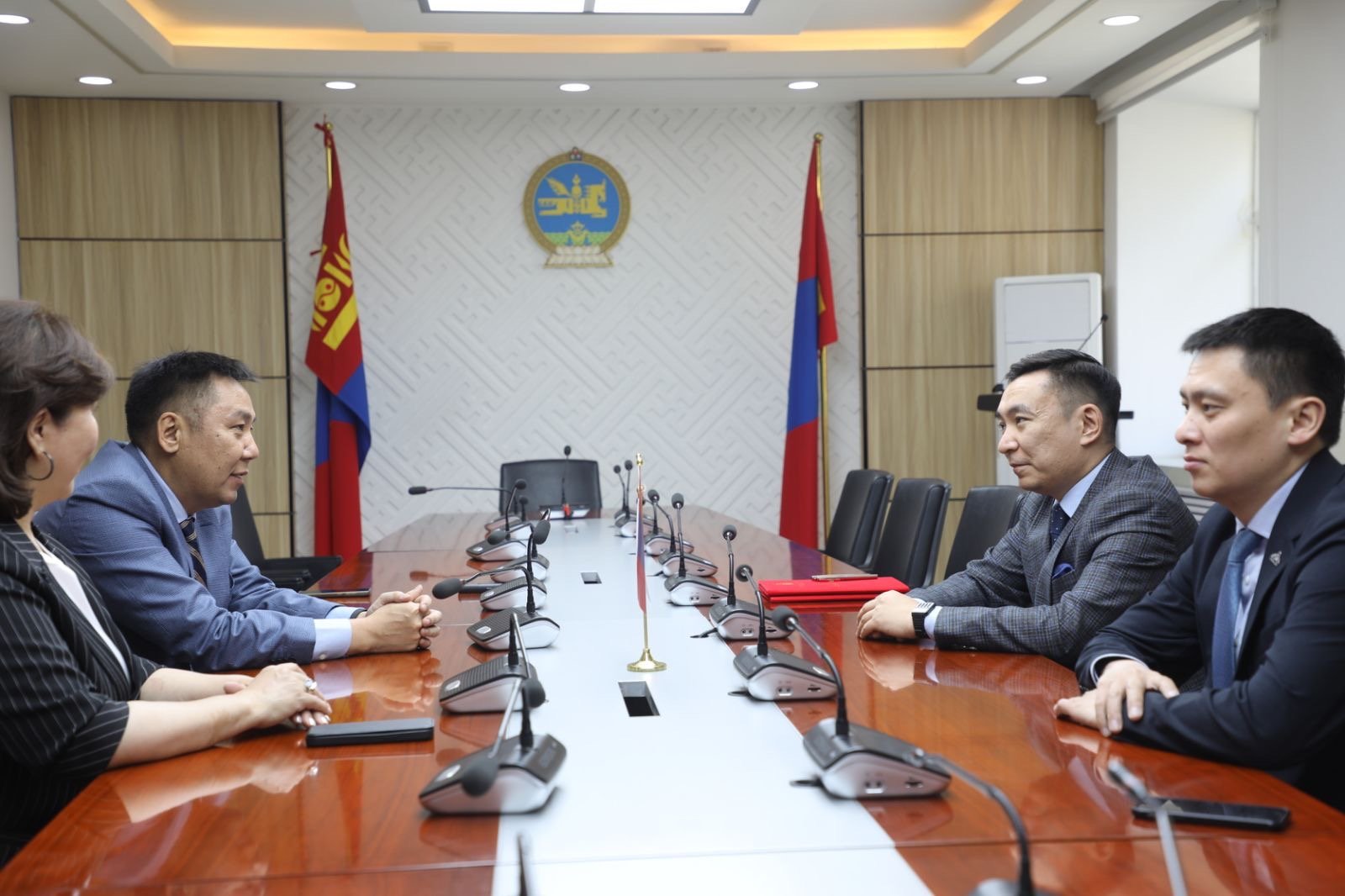 1b8057f110ee4042b95843ca7710268c