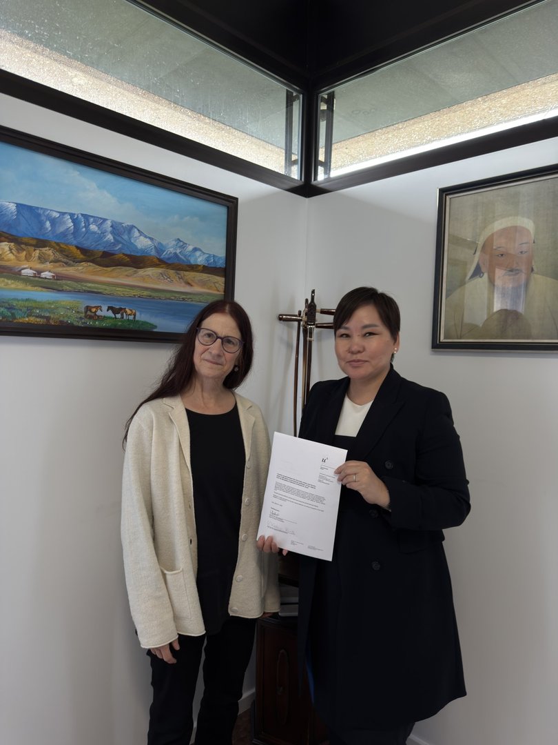 2b9261ad1d5047669e09c344da2430bd