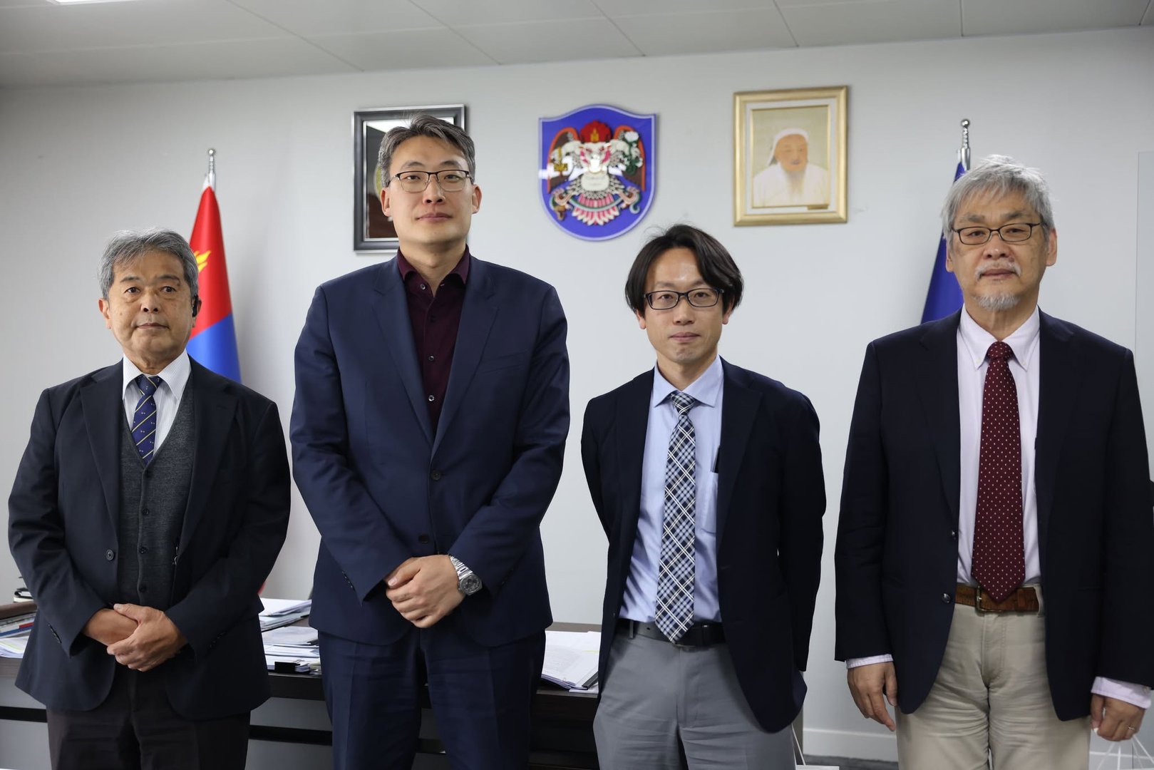 317c5d2b47694a66abcfdcc8f351392e