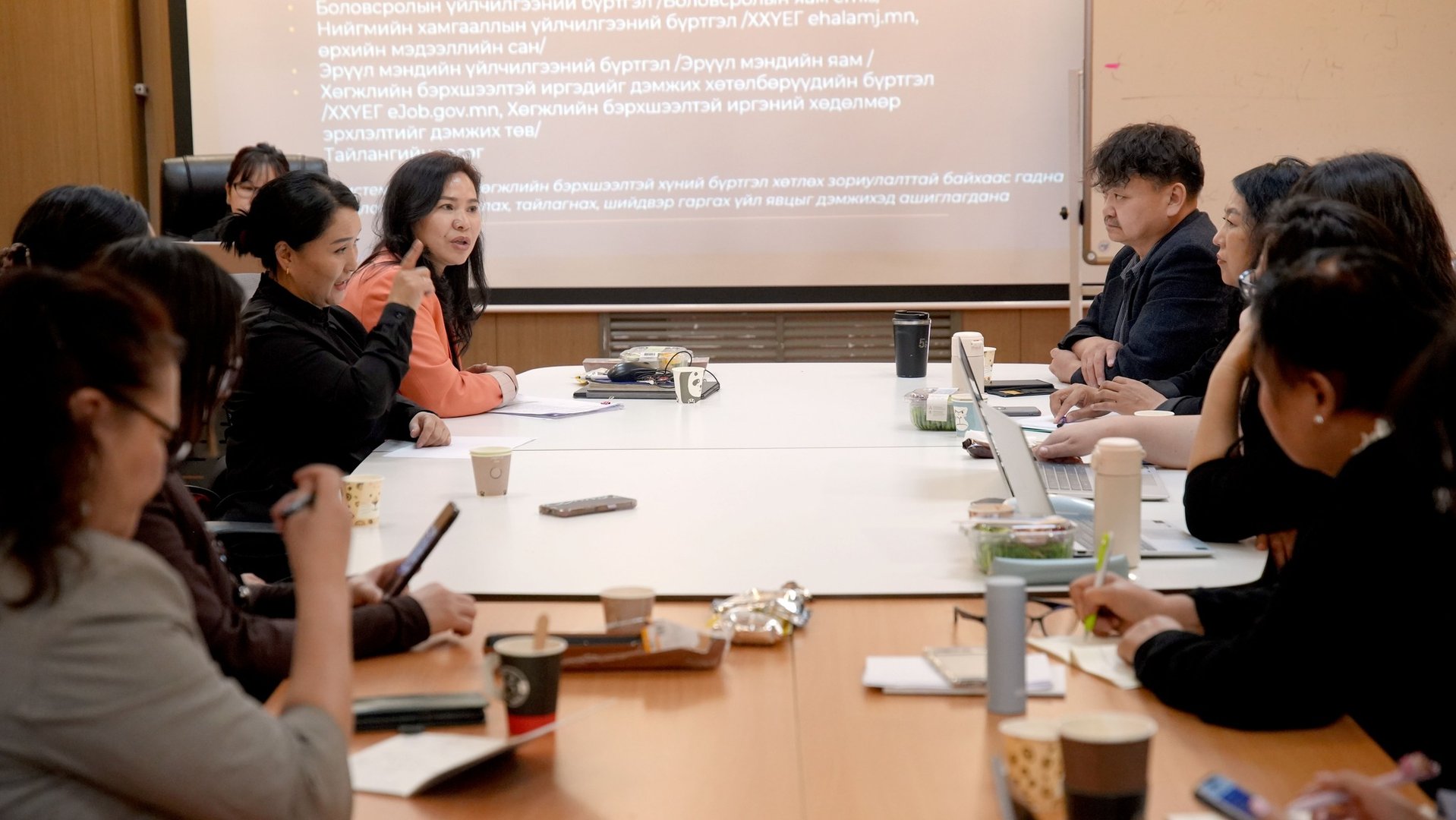 6c8c1e2db4eb4d349246fed209a7f767