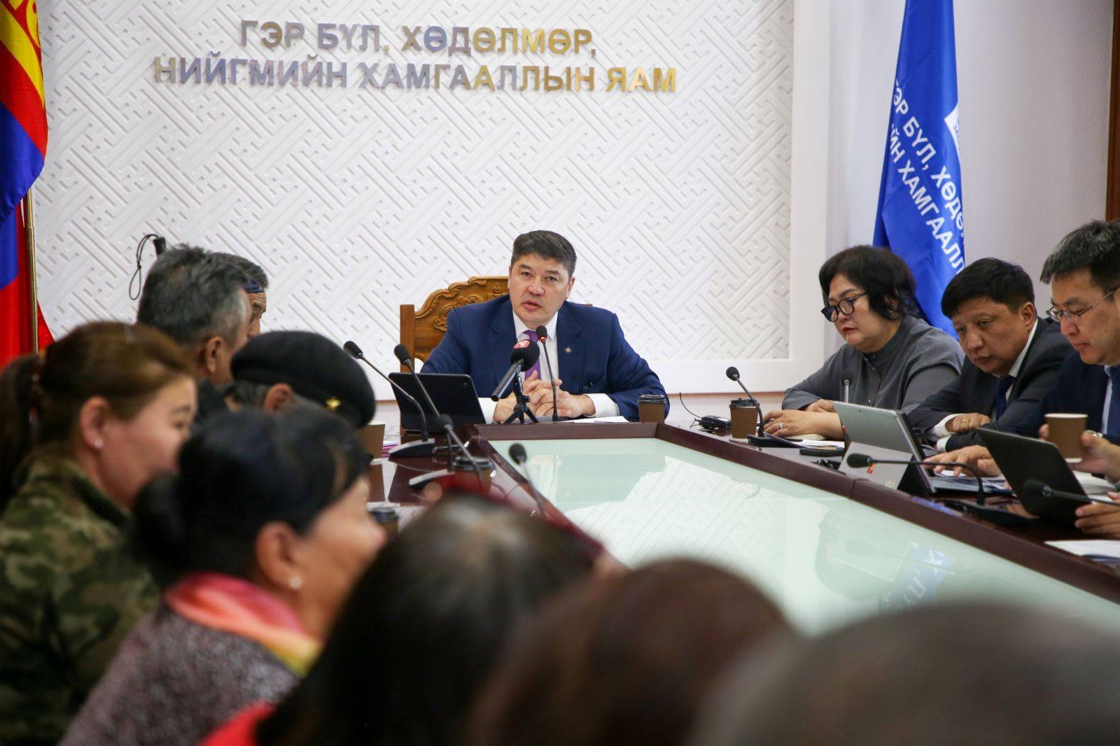 8fc9dc43bde143369fab0082d82974f5