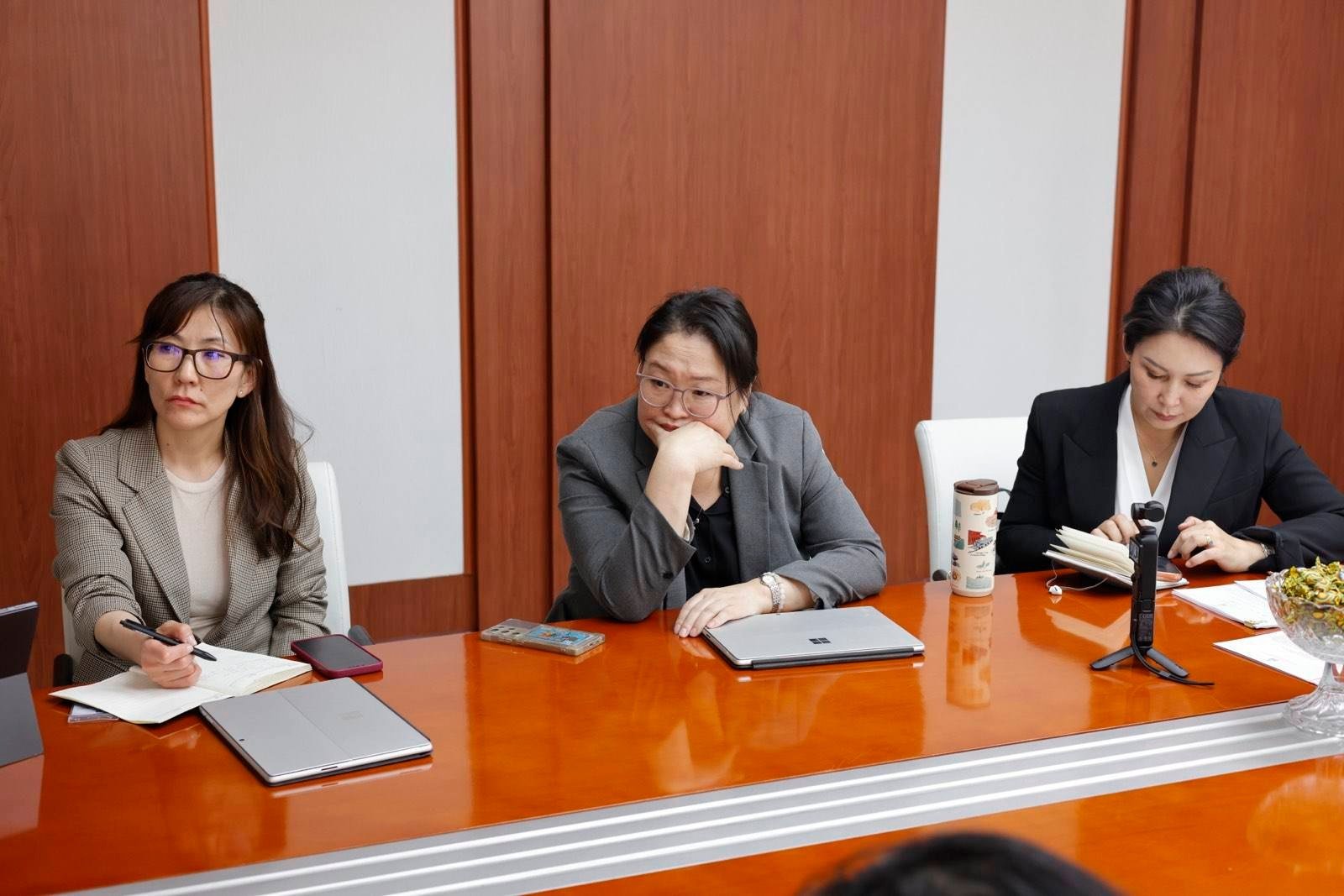 b4f5726ffeb24196a2d6ab81bf44fedb